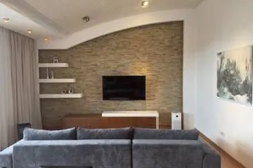 Rent, four bedroom apartment, 118m², Vračar Sve Podlokacije, Beograd - image 4