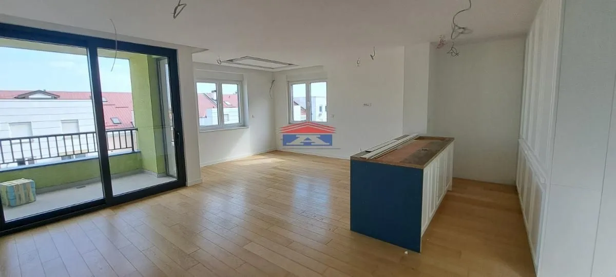 Sale, four bedroom apartment, 112m², Bulevar Evrope, Novi Sad Sve Podlokacije