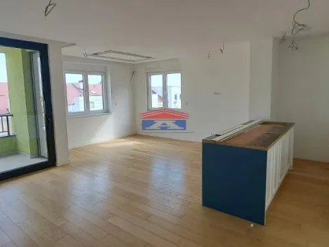 Prodaja, četvorosoban stan, 112m², Bulevar Evrope, Novi Sad Sve Podlokacije - image 2