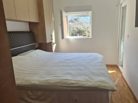 Sale, one bedroom apartment, 43m², Bečići, Budva - image 6