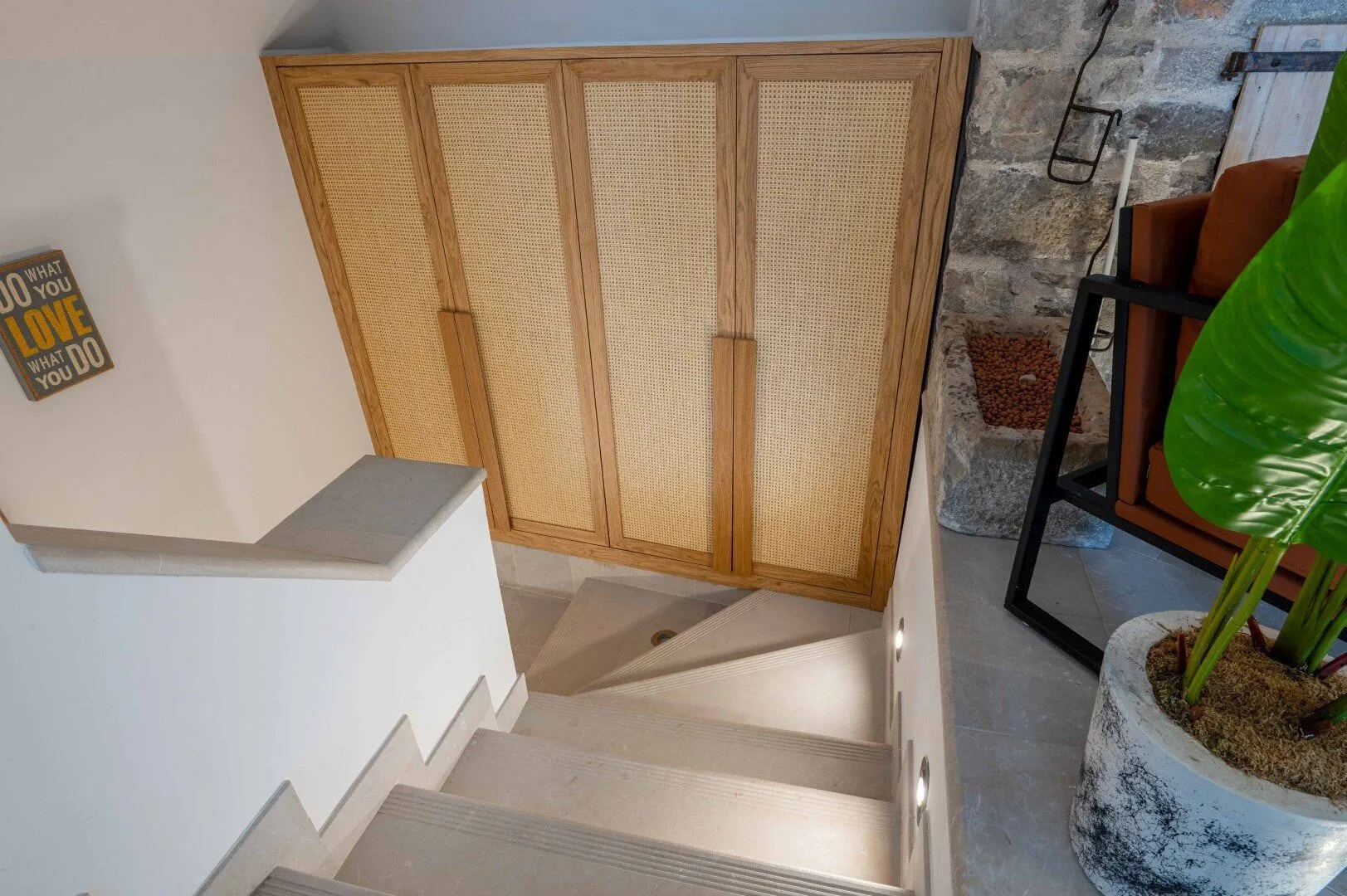 Sale, one bedroom apartment, 70m², Stari Grad, Budva