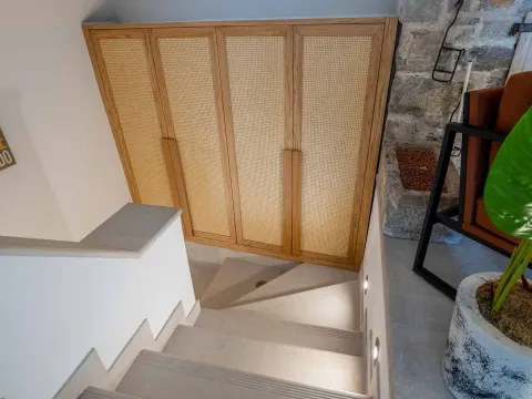 Prodaja, jednosoban stan, 70m², Stari Grad, Budva - image 20