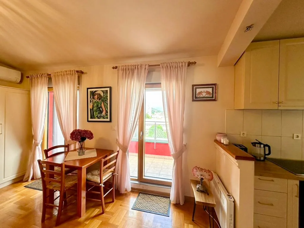 Rent, studio apartment, 37m², Preko Morače, Podgorica