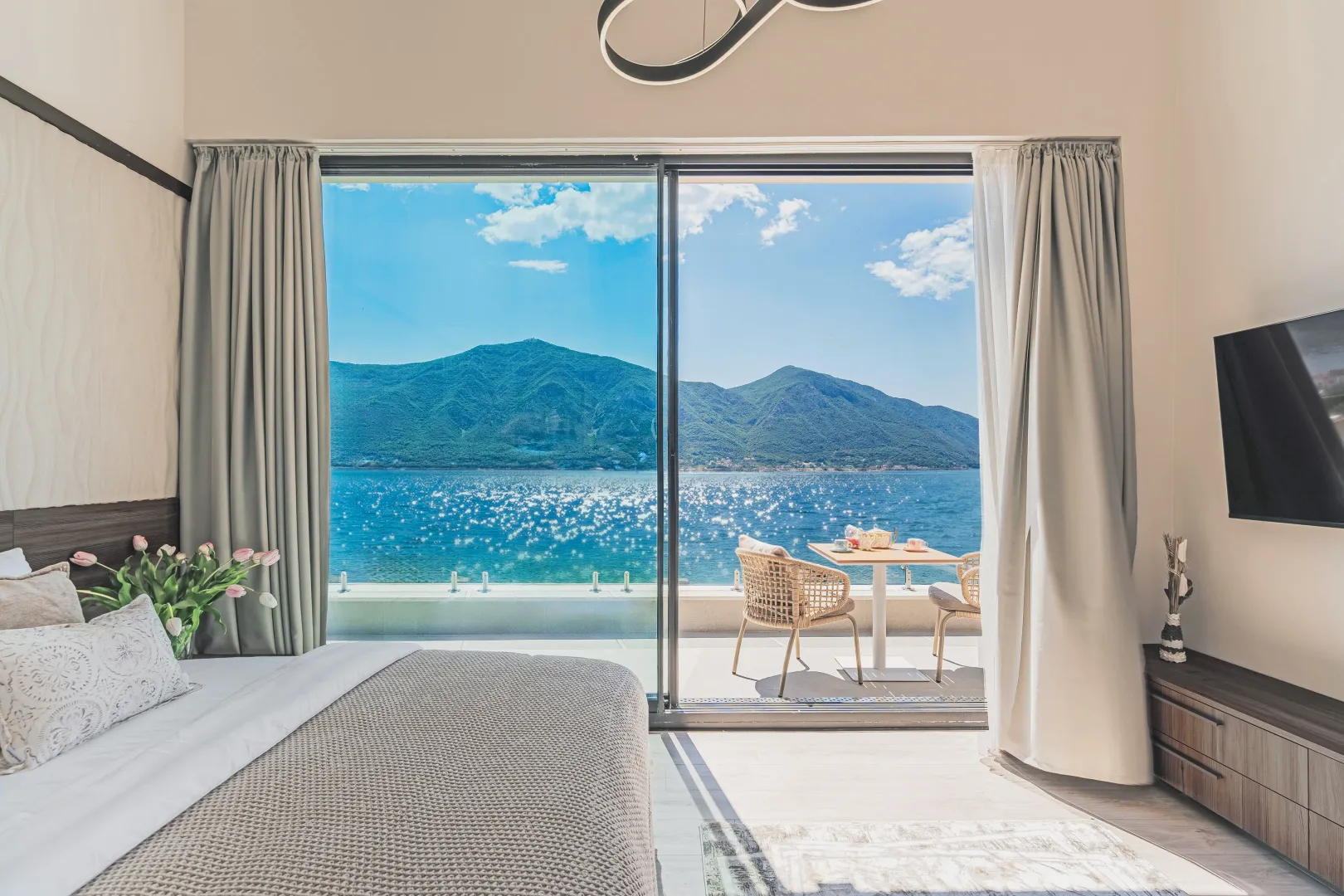 Prodaja, kuća, 413m², Dobrota, Kotor