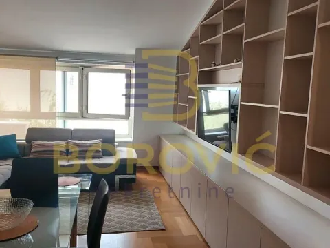 Rent, two bedroom apartment, 64m², Kalenić Pijaca, Vračar Sve Podlokacije - image 2
