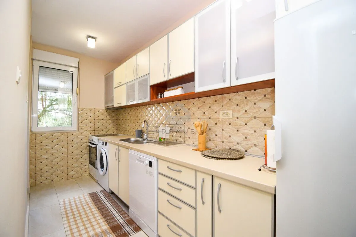 Rent, three bedroom apartment, 100m², Blok 6, Podgorica