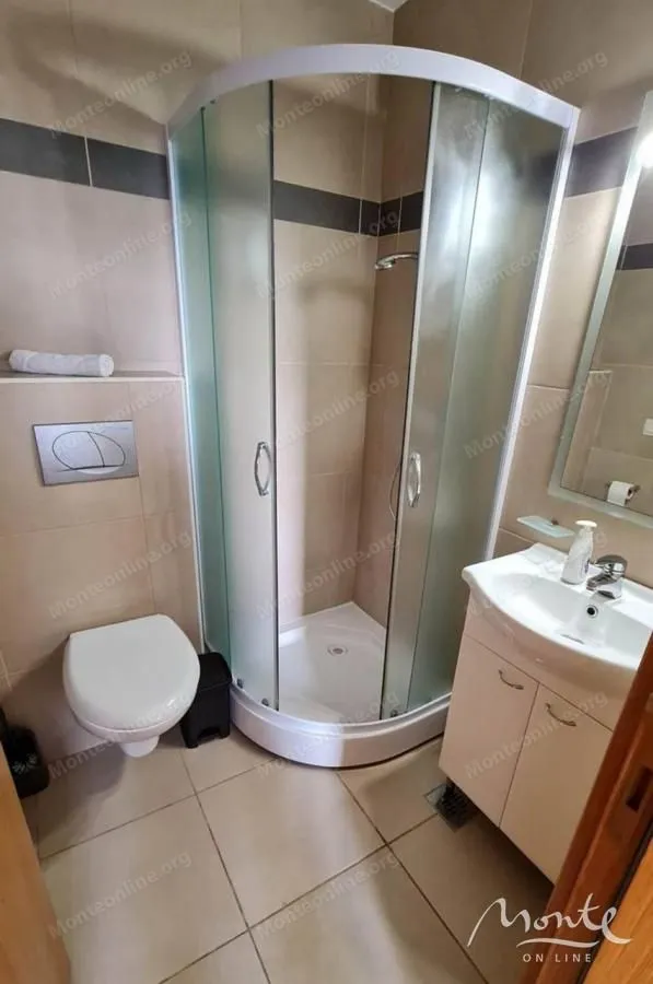 Sale, two bedroom apartment, 75m², Pržno, Budva
