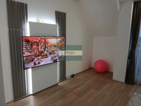 Prodaja, trosoban stan, 68m², Aerodrom, Kragujevac - image 2