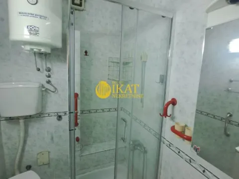 Sale, two bedroom apartment, 53m², Kalenić Pijaca, Vračar Sve Podlokacije - image 11