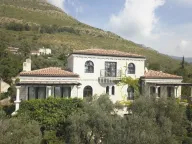 Sale, house, 550m², Reževići, Budva - image 1