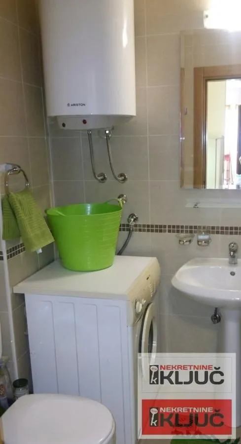 Prodaja, jednosoban stan, 28m², Grbavica, Novi Sad Sve Podlokacije