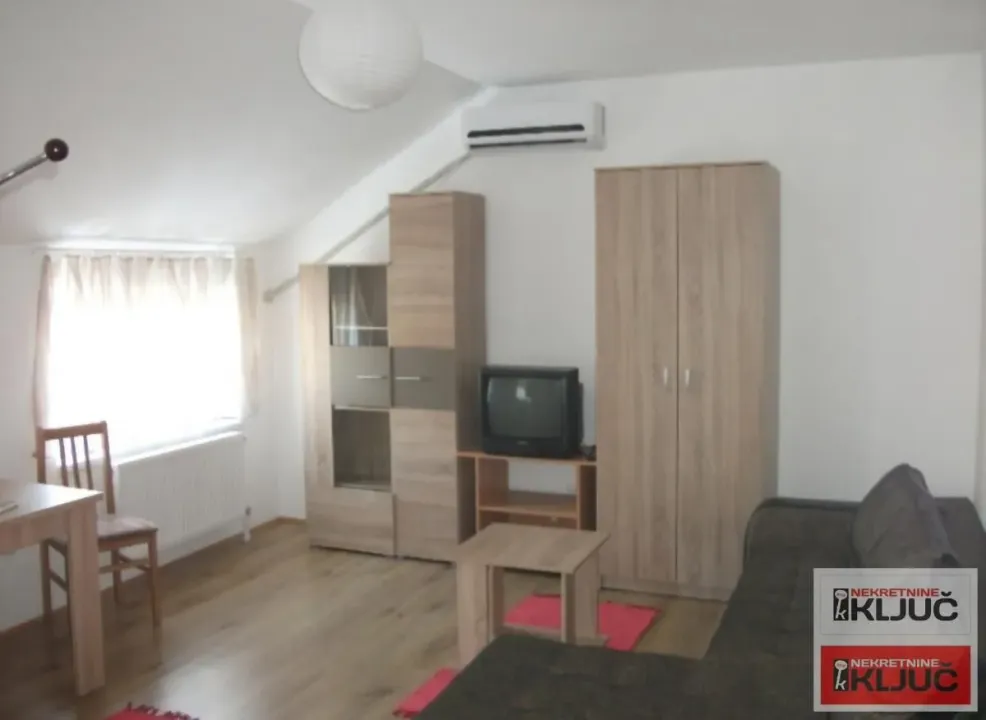 Sale, studio apartment, 25m², Bulevar Oslobodjenja, Novi Sad Sve Podlokacije