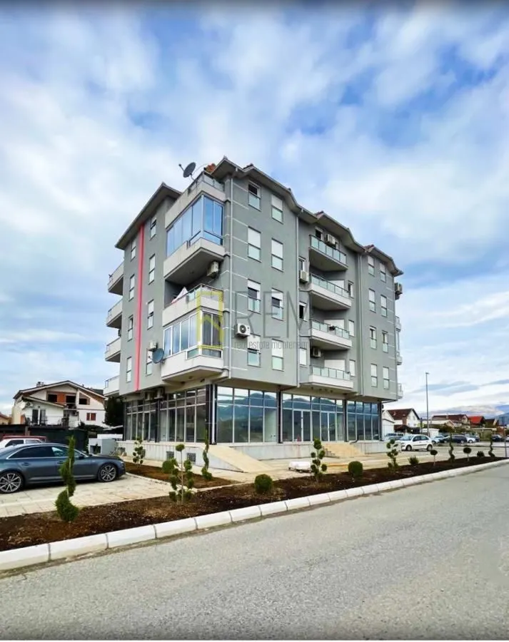 Prodaja, dvosoban stan, 64m², Stari Aerodrom, Podgorica