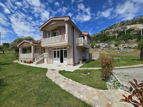 Sale, house, 180m², Zlatica, Podgorica - image 2