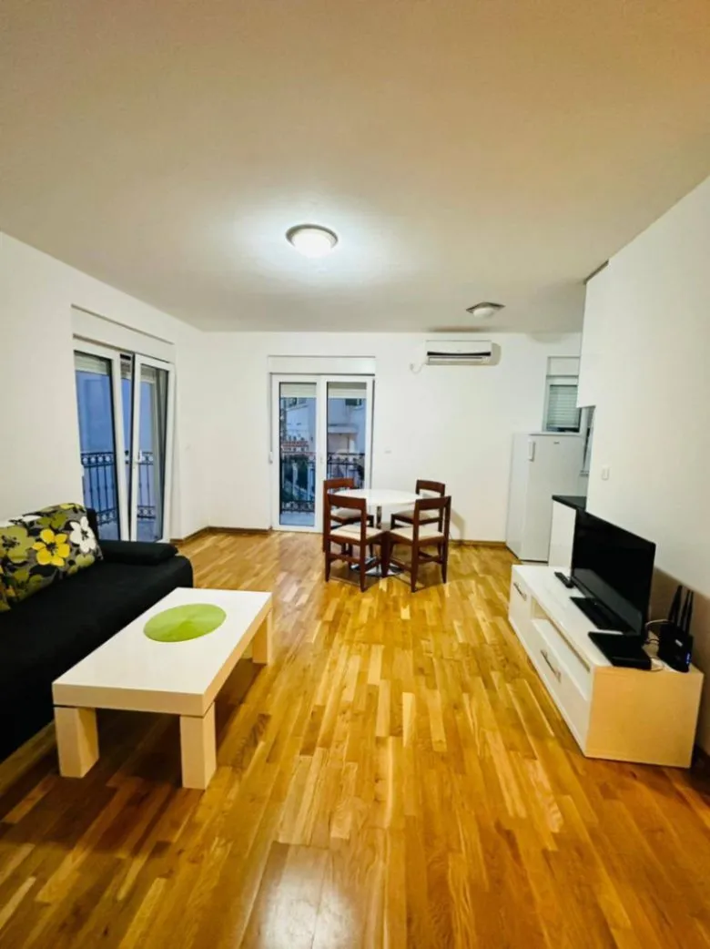 Rent, apartment, 70m², Budva, Crna Gora