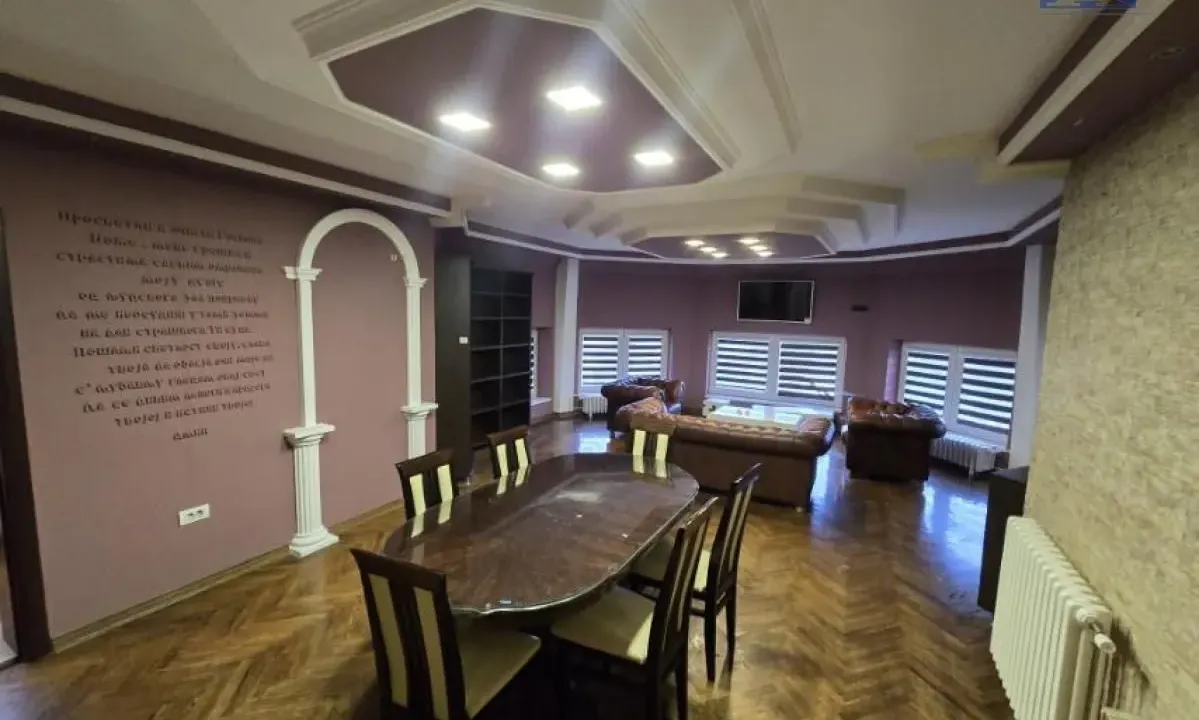 Prodaja, četvorosoban stan, 107m², Bulevar Oslobodjenja, Novi Sad Sve Podlokacije