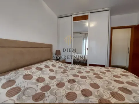 Rent, two bedroom apartment, 70m², Seljanovo, Tivat - image 4