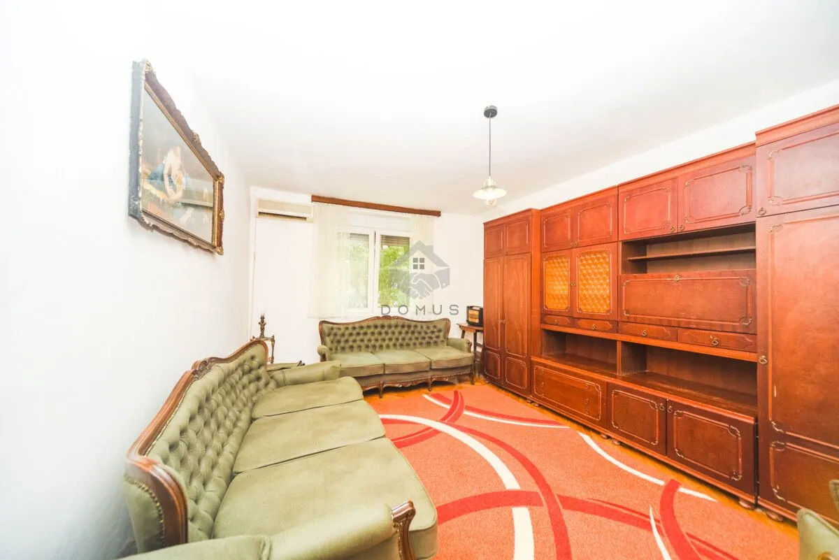 Izdavanje, trosoban stan, 70m², Centar, Podgorica