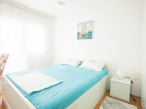 Izdavanje, dvosoban stan, 60m², Preko Morače, Podgorica - image 9