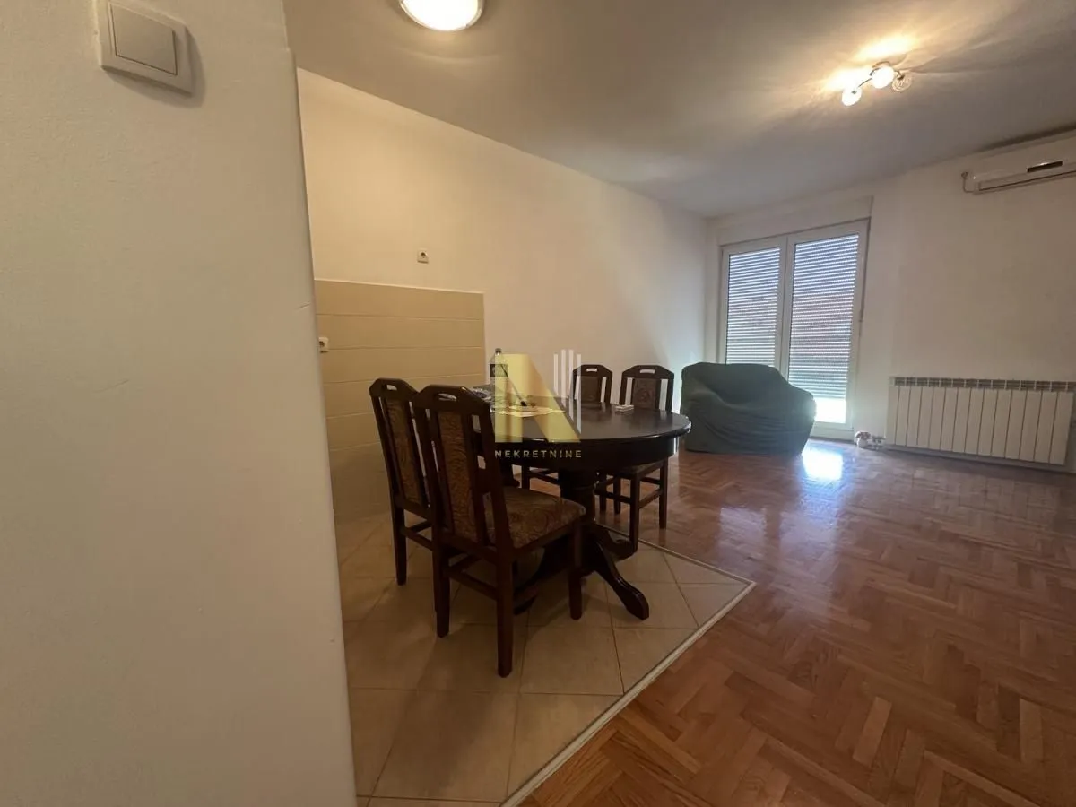 Rent, studio apartment, 28m², Grbavica, Novi Sad Sve Podlokacije