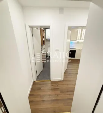 Rent, office space, 55m², Stari Grad, Beograd - image 10