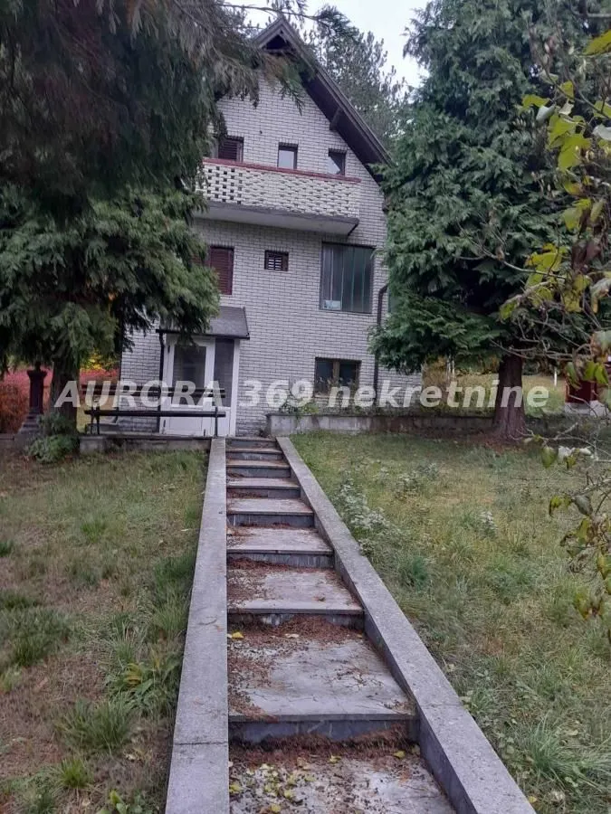 Sale, house, 55m², Čajetina, Srbija