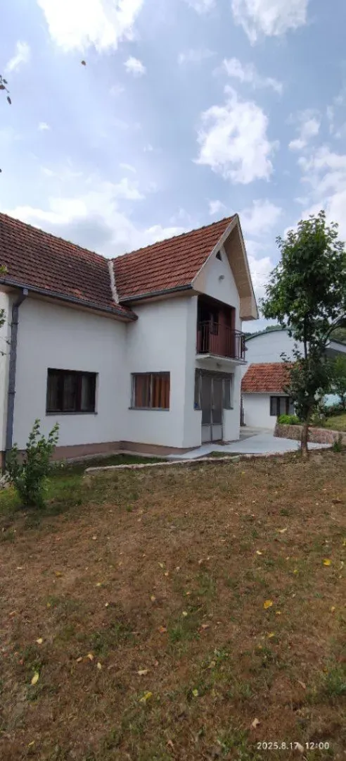 Sale, house, 250m², Kosjerić, Srbija