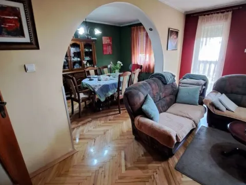 Rent, house, 220m², Donja Gorica, Podgorica - image 14