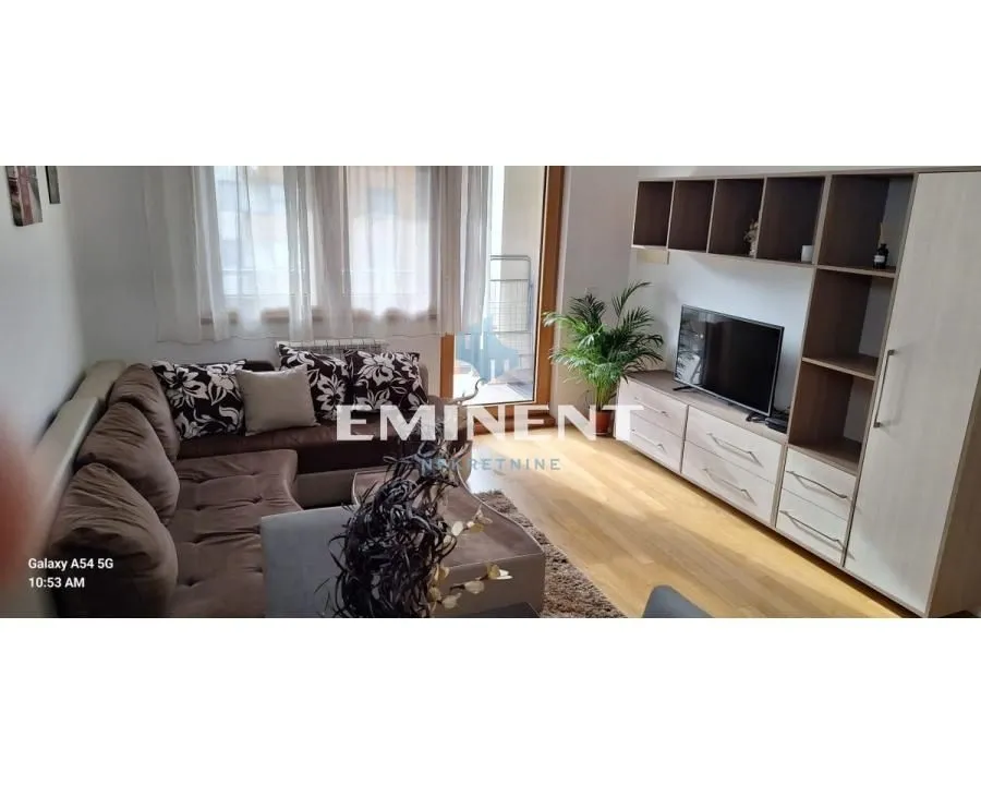 Izdavanje, dvosoban stan, 53m², Novi Beograd Blok 67, Novi Beograd Sve Podlokacije