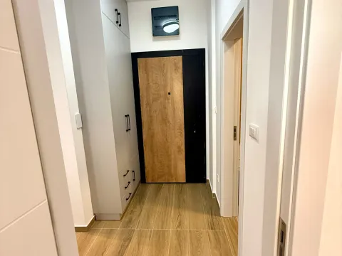 Rent, one bedroom apartment, 37m², Tološi, Podgorica - image 8