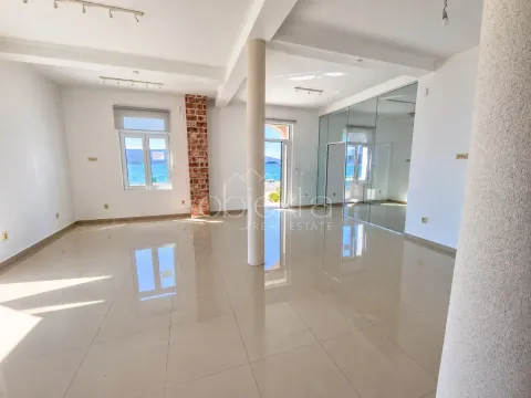 Rent, office space, 87m², Tivat, Crna Gora - image 2