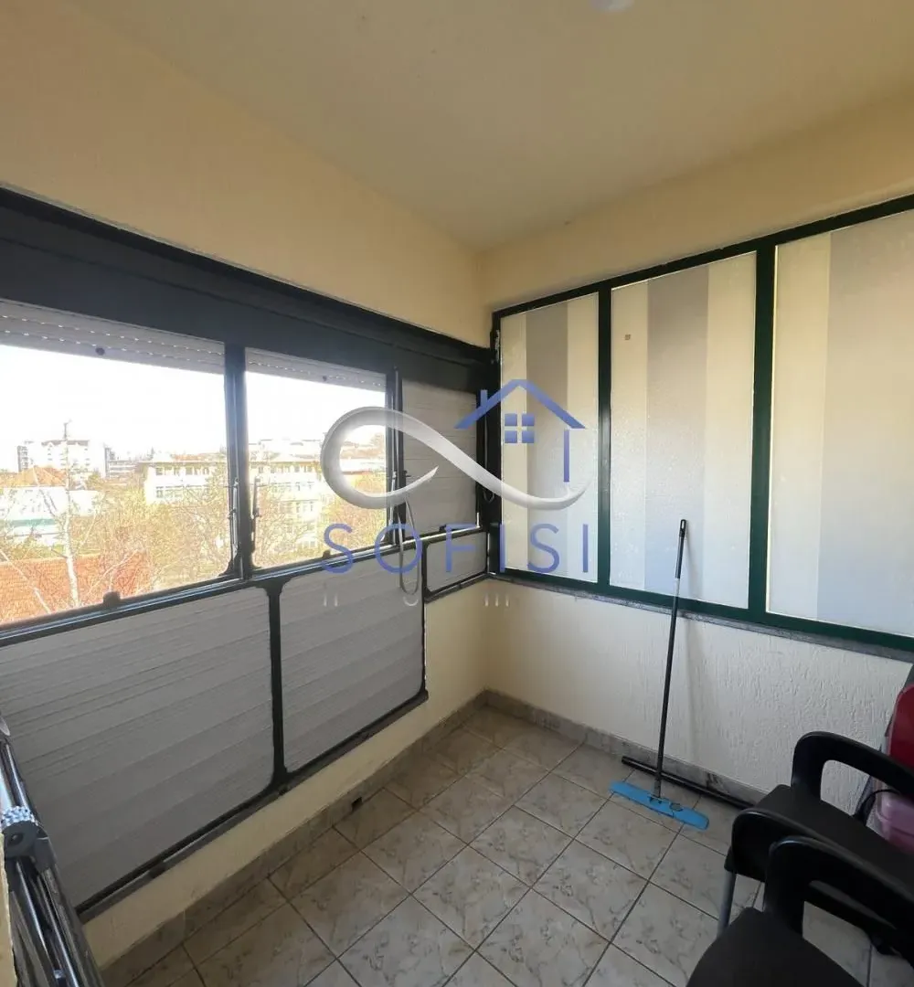 Izdavanje, dvosoban stan, 43m², Grbavica, Novi Sad Sve Podlokacije