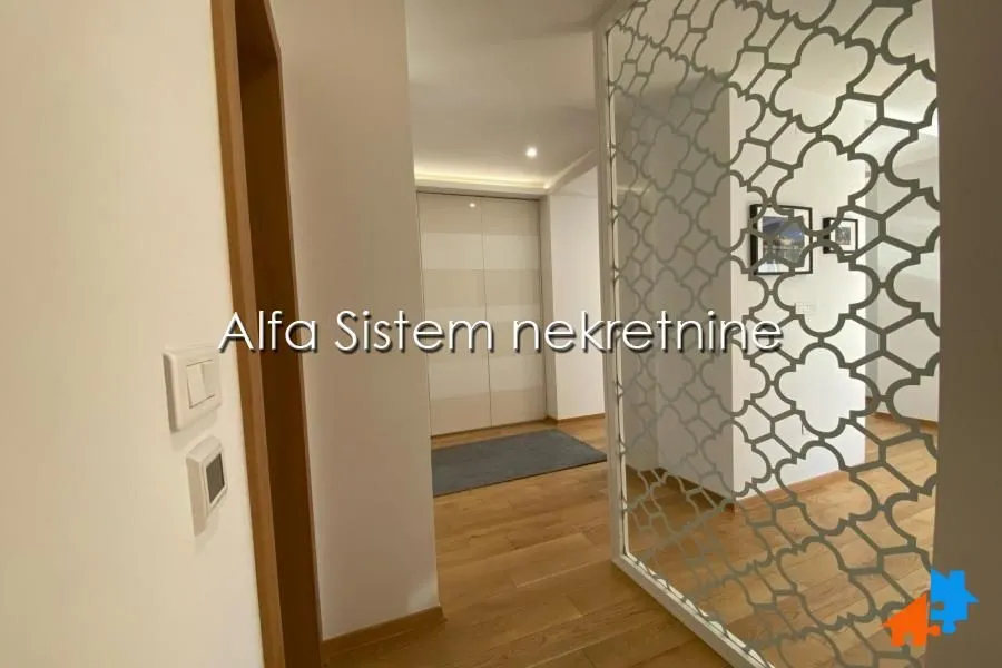Rent, four bedroom apartment, 194m², Tašmajdan, Palilula Sve Podlokacije