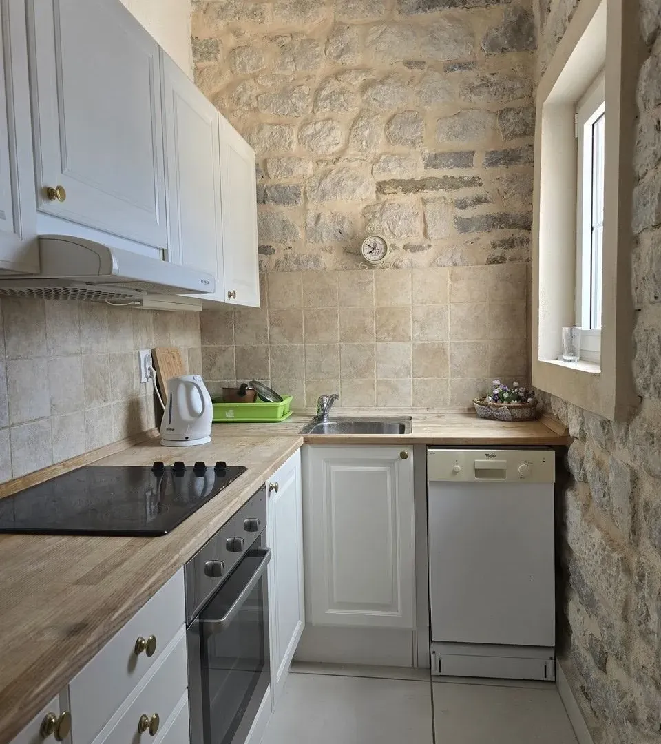 Prodaja, jednosoban stan, 54m², Prčanj, Kotor