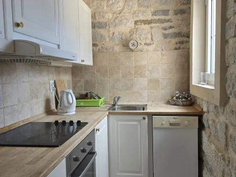 Prodaja, jednosoban stan, 54m², Prčanj, Kotor - image 15