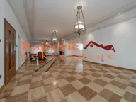 Izdavanje, kuća, 544m², Trošarina, Voždovac Sve Podlokacije - image 2