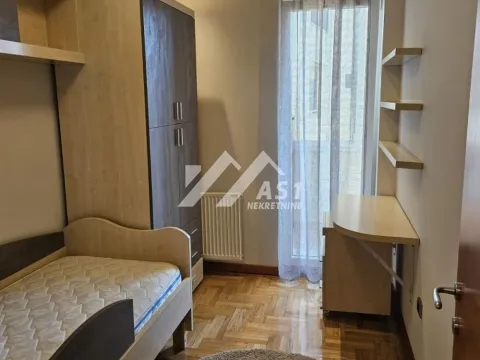 Izdavanje, trosoban stan, 70m², Grbavica, Novi Sad Sve Podlokacije - image 12