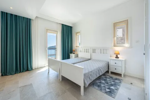 Prodaja, dvosoban stan, 118m², Luštica Bay, Tivat - image 9