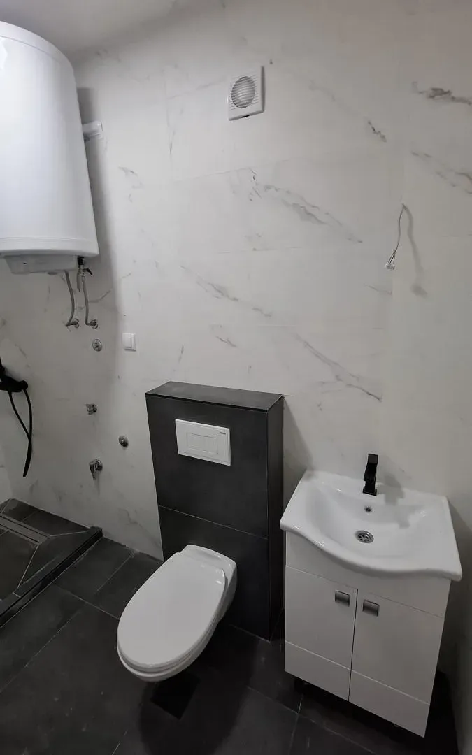 Prodaja, trosoban stan, 60m², Detelinara, Novi Sad Sve Podlokacije
