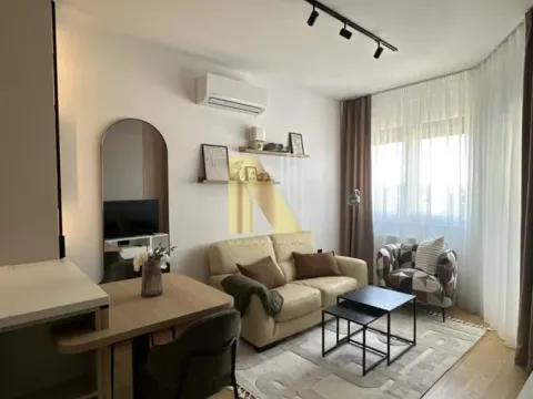 Izdavanje, jednosoban stan, 35m², Grbavica, Novi Sad Sve Podlokacije - image 1
