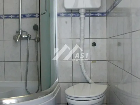 Rent, four bedroom apartment, 145m², Centar, Novi Sad - image 8