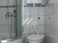 Izdavanje, četvorosoban stan, 145m², Centar, Novi Sad - image 8