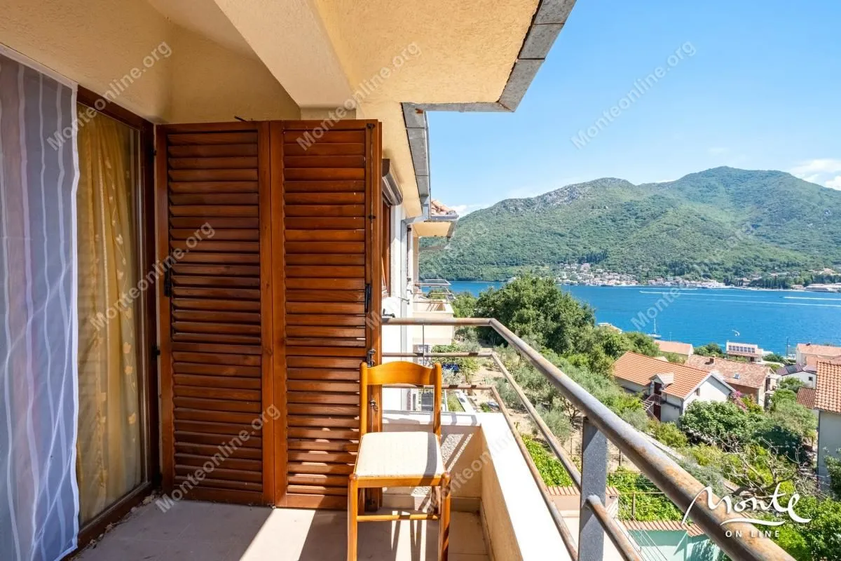 Prodaja, dvosoban stan, 72m², Kamenari, Herceg Novi