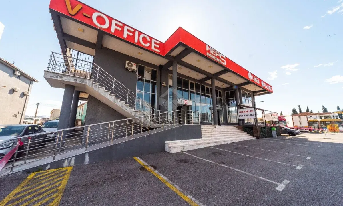 Rent, office space, 706m², Zeta, Podgorica