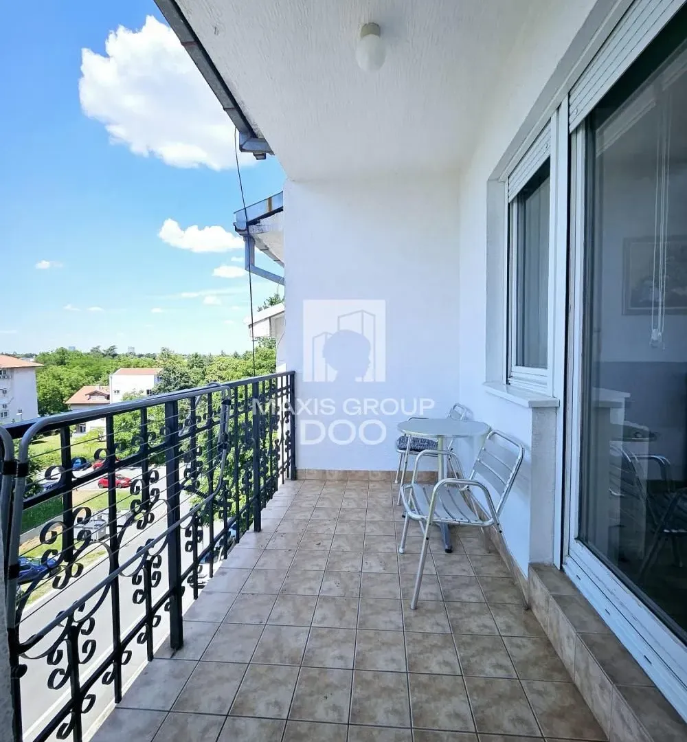 Rent, three bedroom apartment, 90m², Savski Venac, Beograd