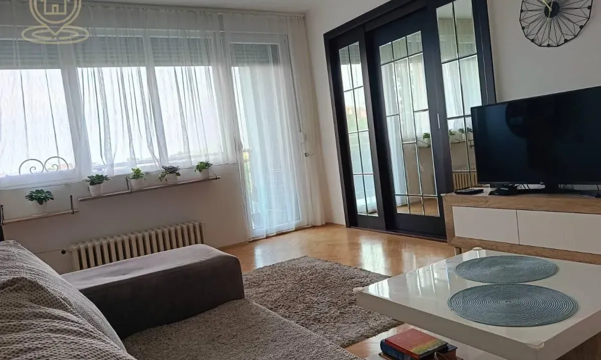 Sale, three bedroom apartment, 77m², Medijana, Niš