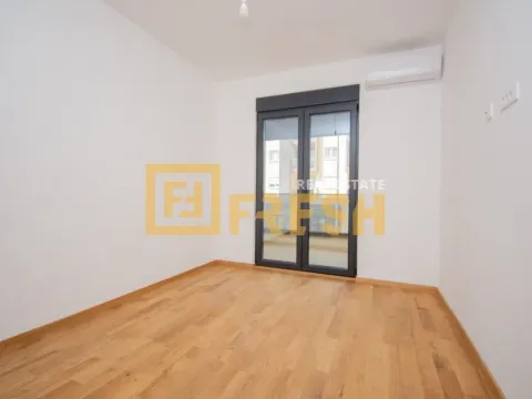 Izdavanje, jednosoban stan, 45m², City Kvart, Podgorica - image 9