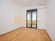 Izdavanje, jednosoban stan, 45m², City Kvart, Podgorica - image 9