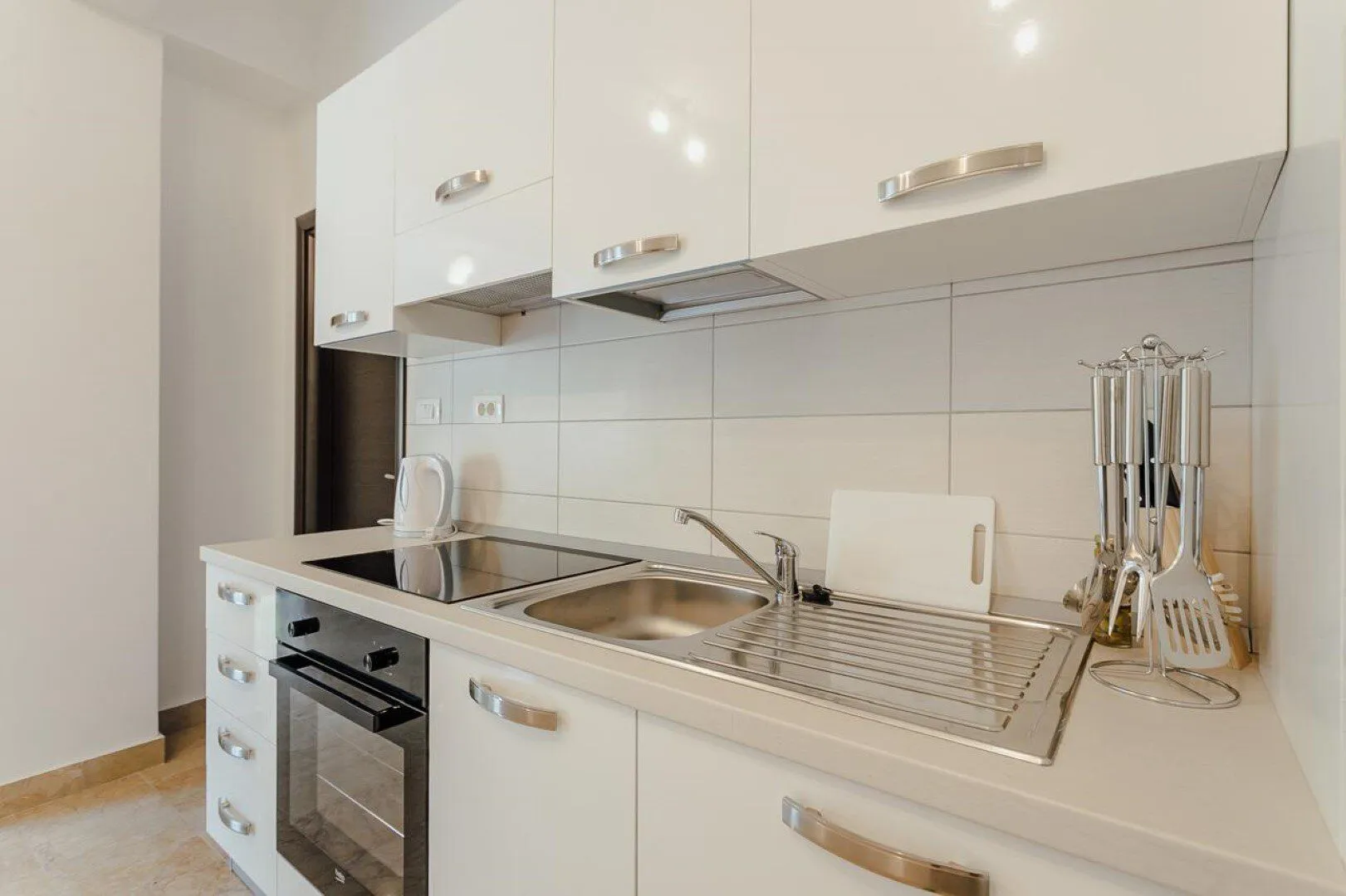 Prodaja, dvosoban stan, 96m², Kamenari, Herceg Novi