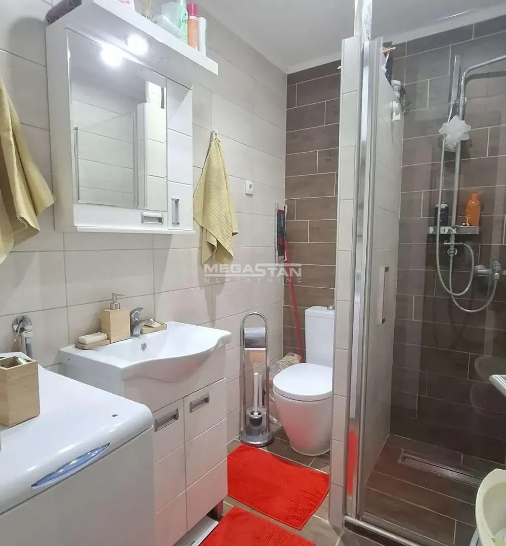 Sale, two bedroom apartment, 42m², Profesorska Kolonija, Palilula Sve Podlokacije